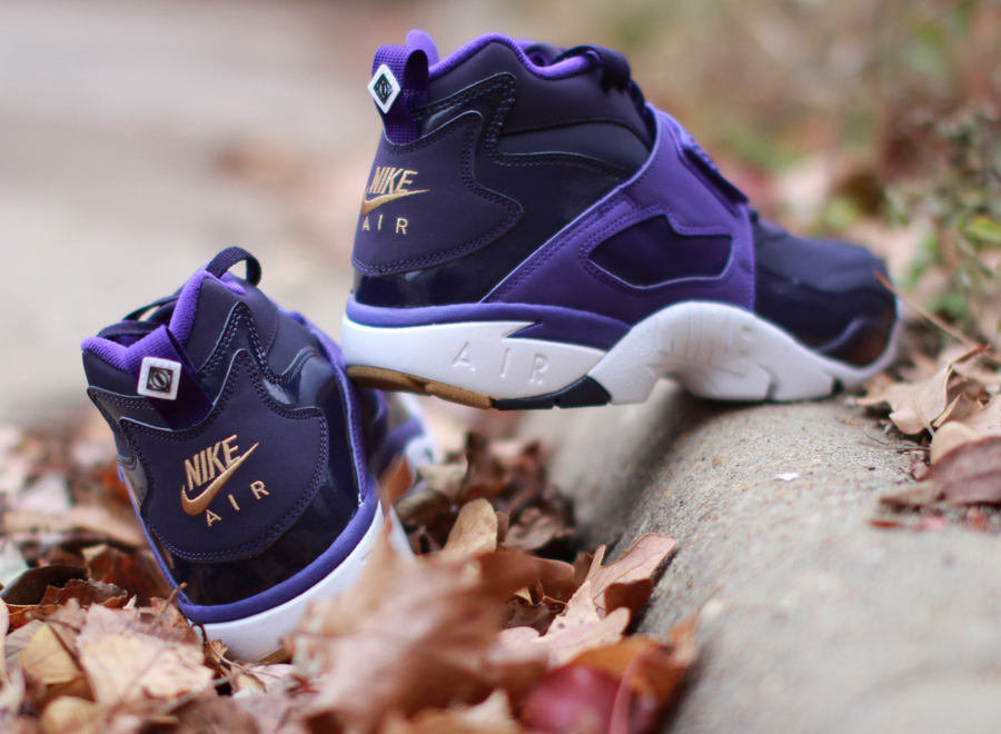 Diamond Turf Ravens 4