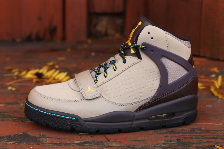Jordan Phase 23 Trek Varsity Maize Baroque Brown Khaki 04