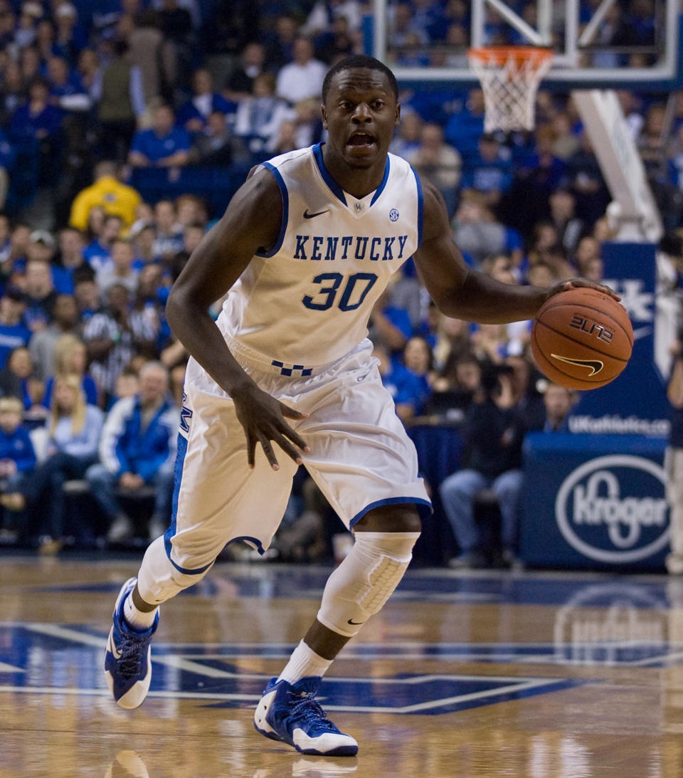 Nike Lebron 11 Kentucky Pe 04