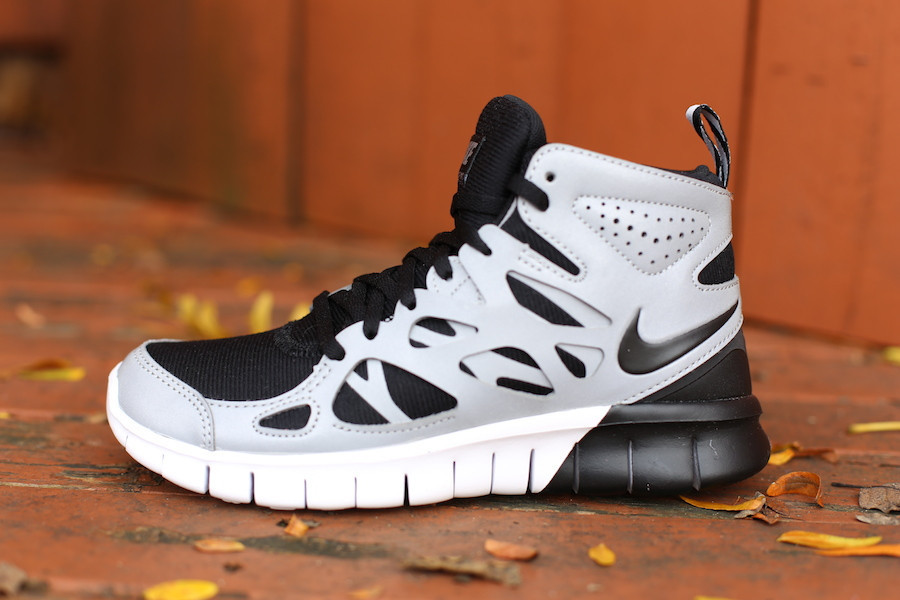 Nike Wmns Free Run 2 Sneakerboot Black Silver 01