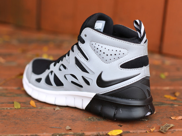 Nike Wmns Free Run 2 Sneakerboot Black Silver 03