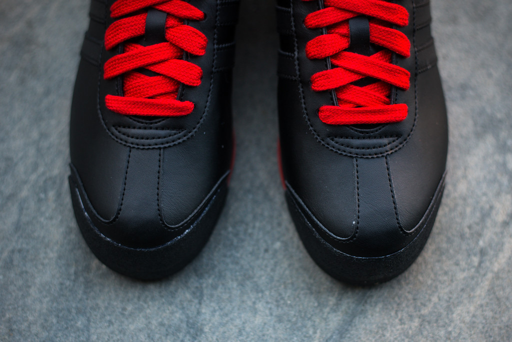 Adidas Originals Samoa Black Poppy 04
