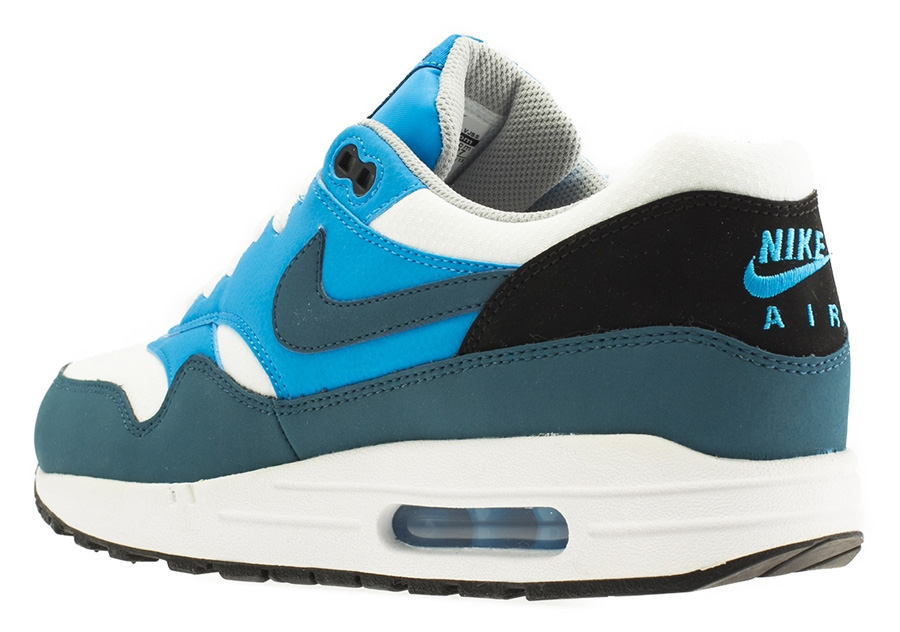 Nike Air Max 1 Essential January 2014 09