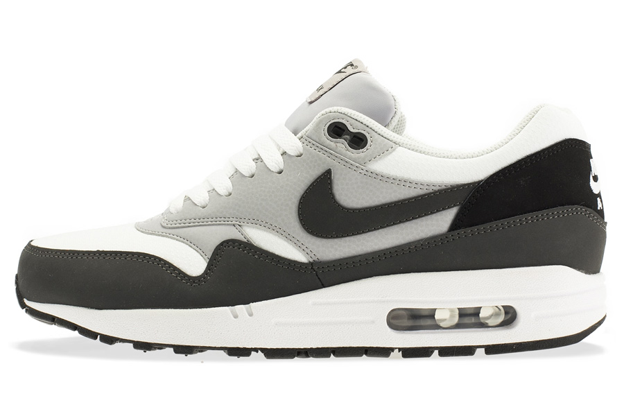 Nike Air Max 1 Essential January 2014 12
