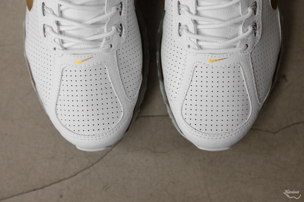 Nike Air Max 2013 Leather White Metallic Gold 3