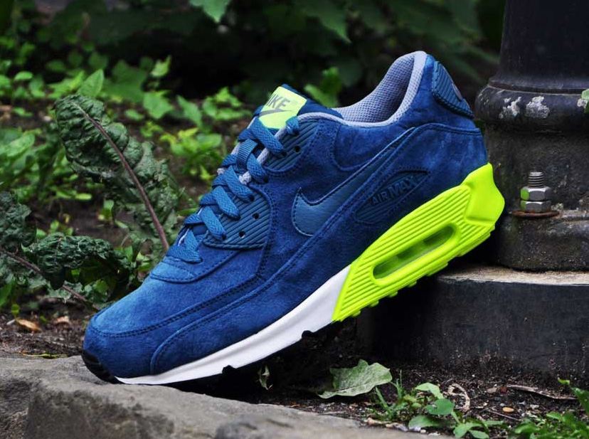 Nike Air Max 90 Prm Night Factor Volt 02