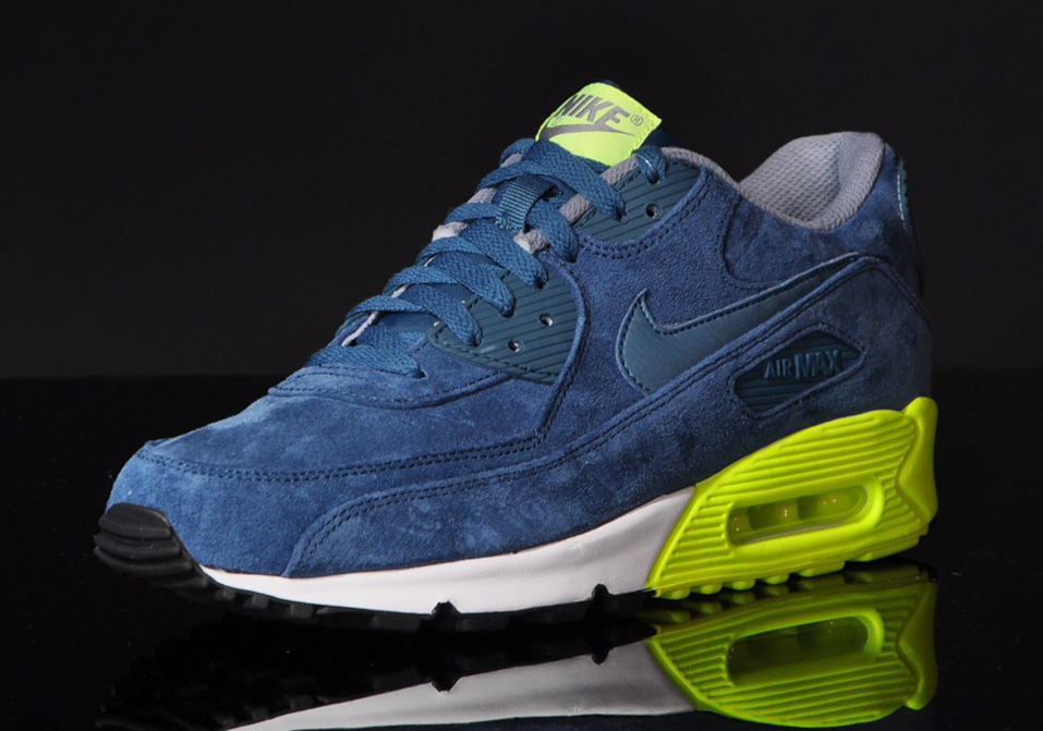 Nike Air Max 90 Prm Night Factor Volt 05
