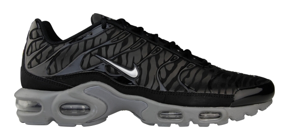 Nike Air Max Plus Tn Reflective Zebra Pack 05