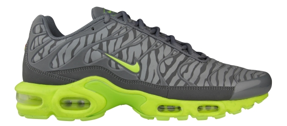 Nike Air Max Plus Tn Reflective Zebra Pack 09