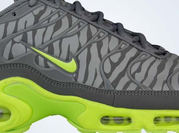 Nike Air Max Plus TN “Reflective Zebra Pack”