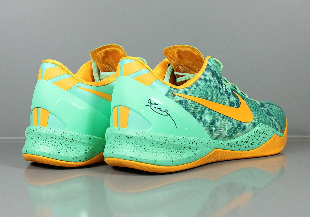 Nike Kobe 8 Green Glow Release 05