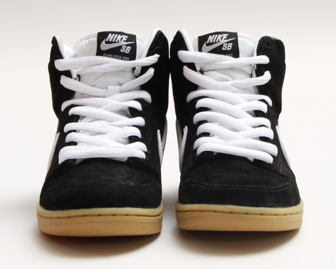 Nike Sb Dunk High Barber Release Date 02