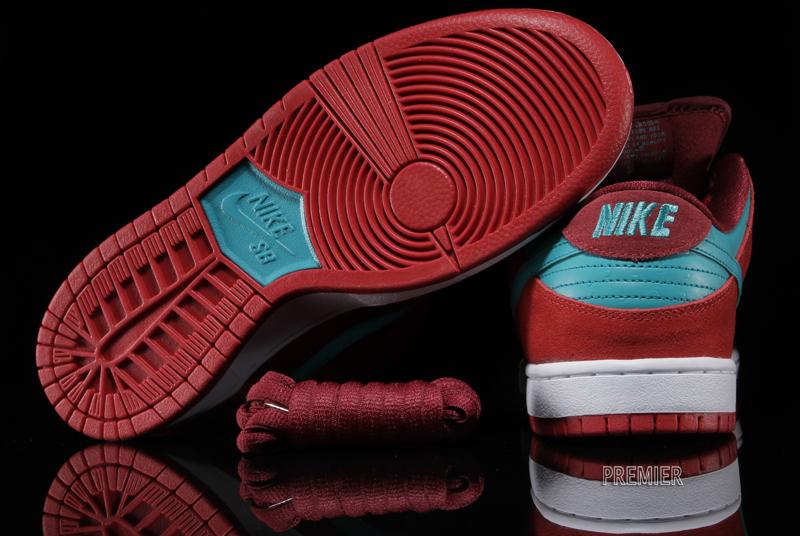 Nike Sb Dunk Low Brickhouse Turbo Green Team Red 5
