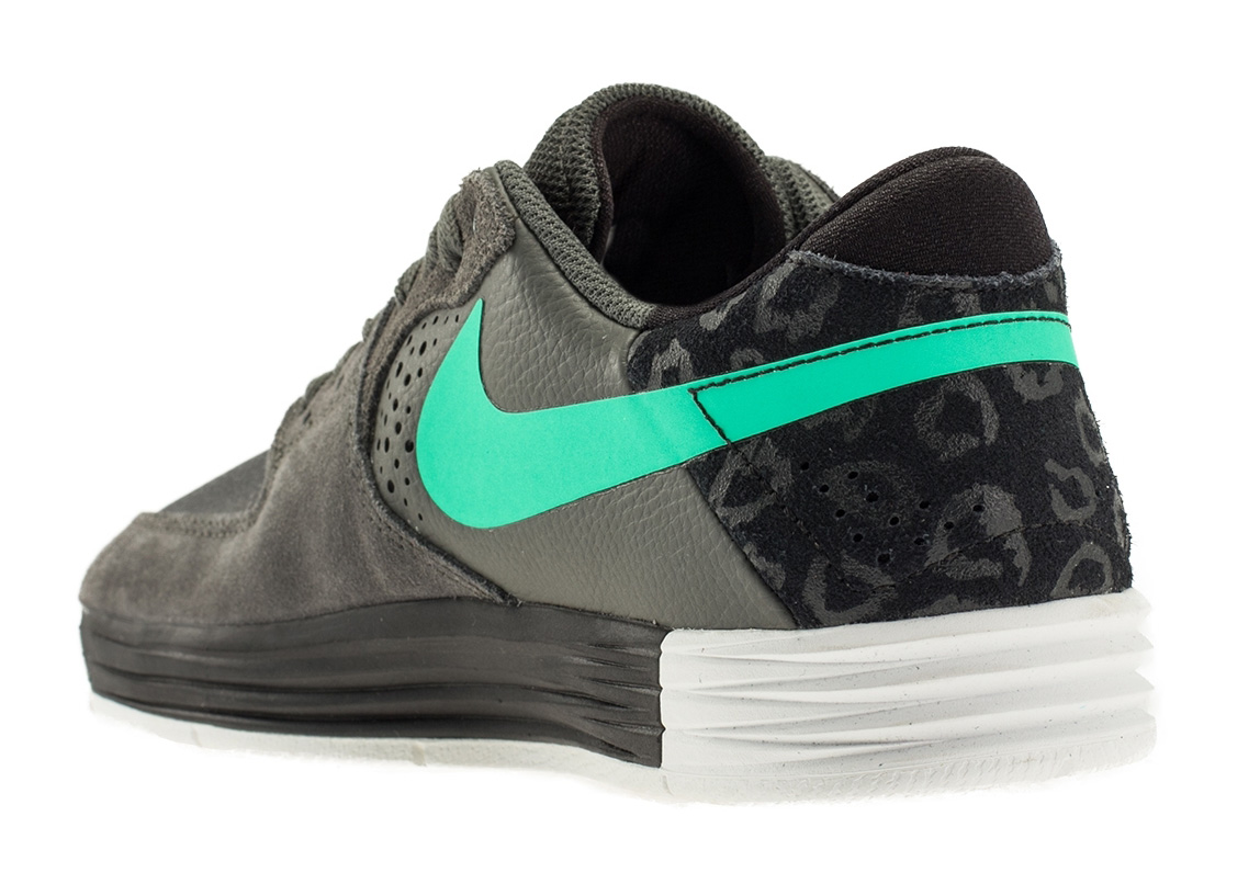 Nike Sb P Rod 7 Base Grey Crystal Mint 03