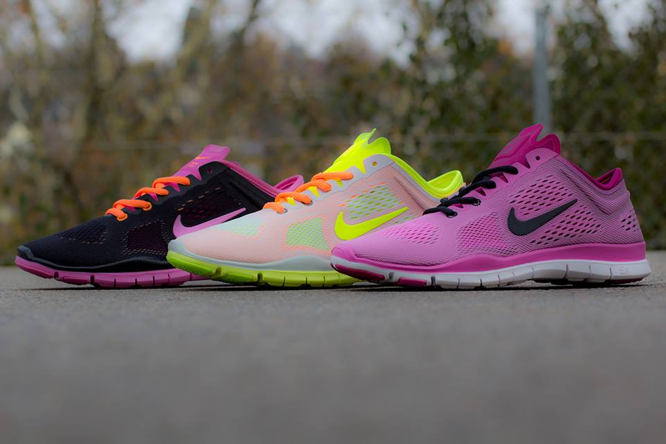 Nike Wmns Free Tr Fit 4 02