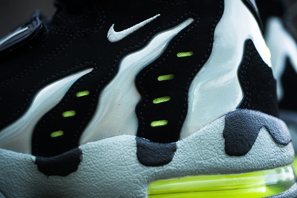Nike Air Dt Max 96 Mica Green 02