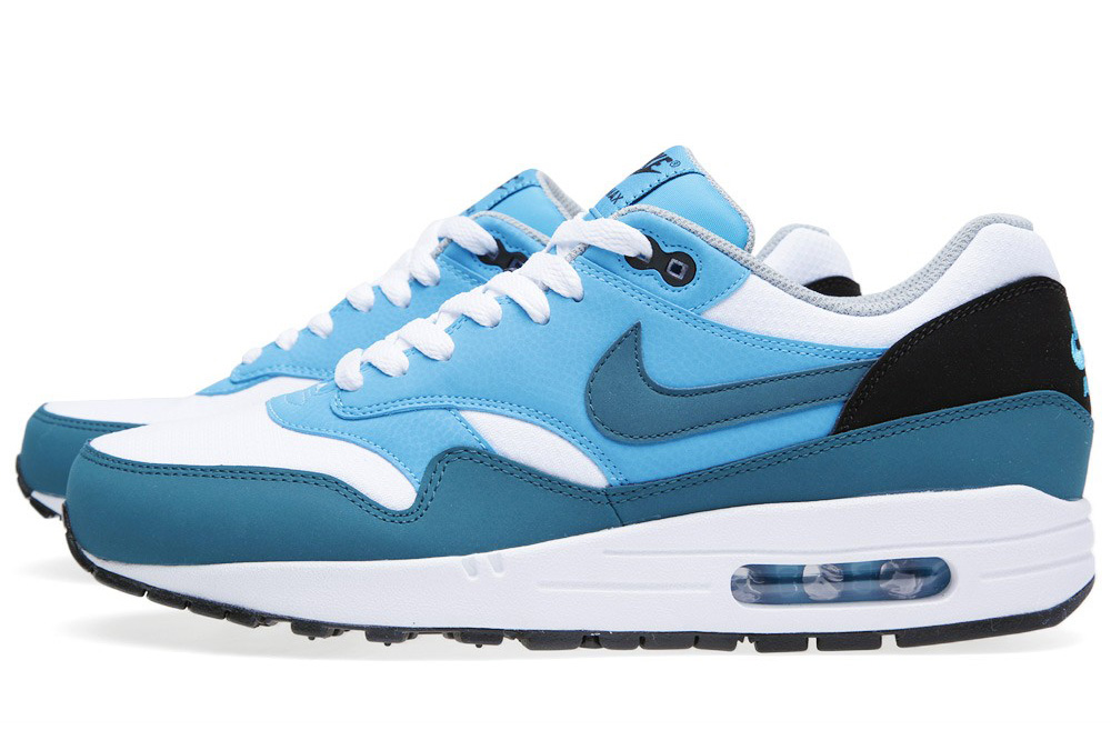 Nike Air Max 1 Essential Night Factor Vivid Blue White Black 02