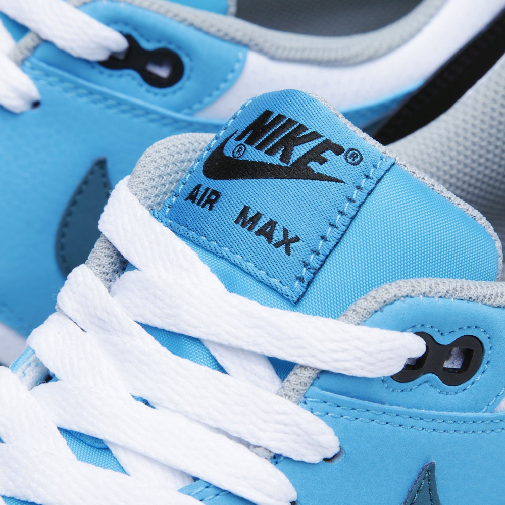 Nike Air Max 1 Essential Night Factor Vivid Blue White Black 06