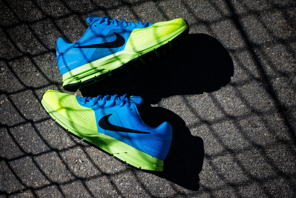 Nike Air Pegasus 30 Vivid Blue Volt 04