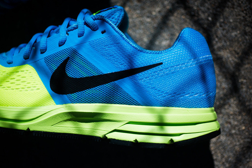 Nike Air Pegasus 30 Vivid Blue Volt 06
