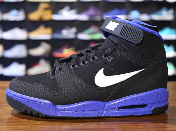 Nike Air Revolution - Black - White - Game Royal