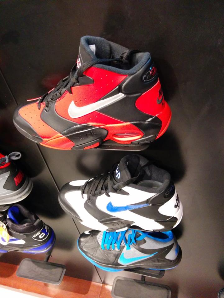 Nike Air Up Black Red