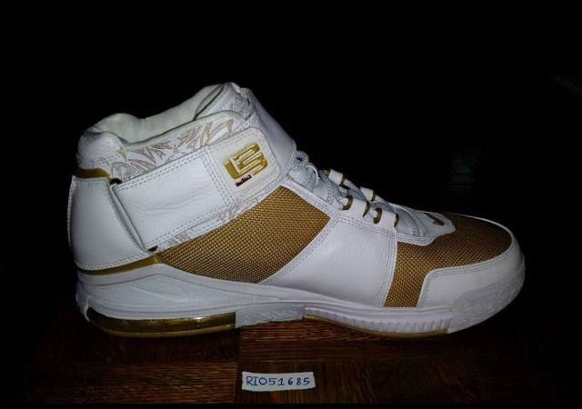 Nike Lebron 2 Maccabi Pe 02