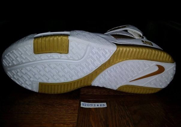 Nike Lebron 2 Maccabi Pe 06