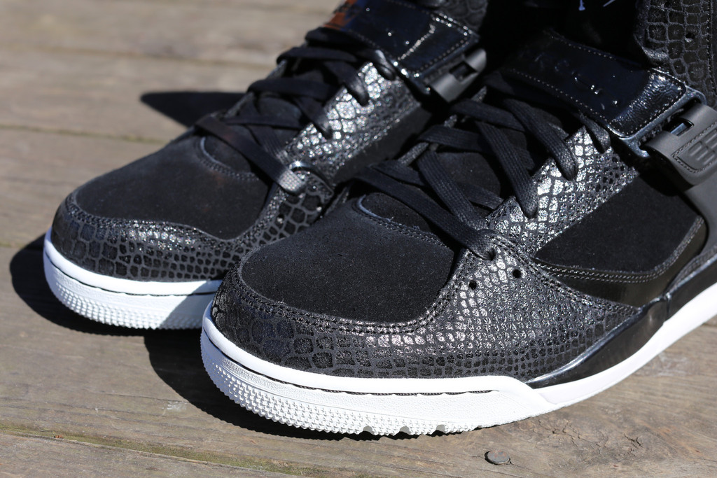 Jordan Brand Suits And Sneakers 07