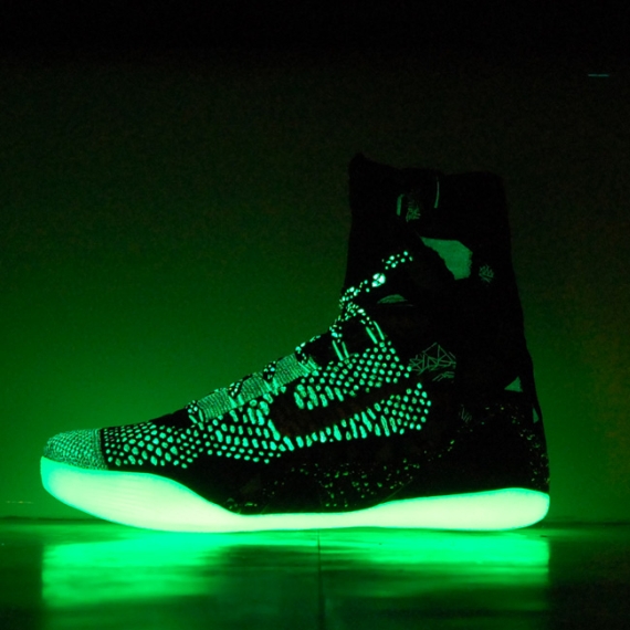 Nike Kobe 9 Elite Nola Gumbo Glow 02