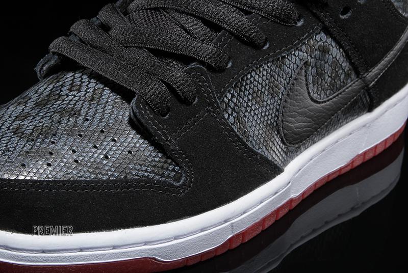 Nike Sb Dunk Low Snake Eyes 04