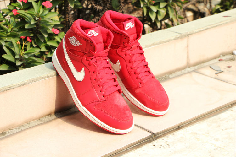 Air Jordan 1 Og Gym Red Release Date 05