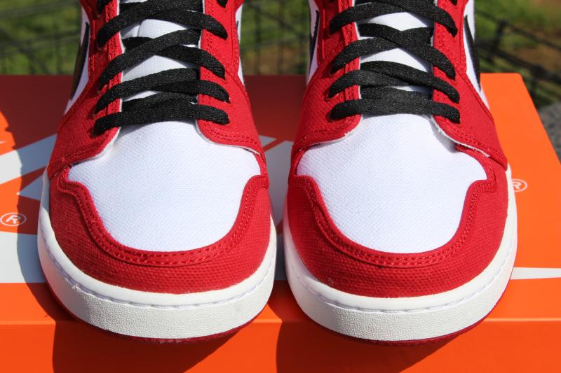 Air Jordan 1 Retro Ko High Bulls 07