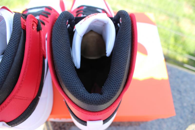 Air Jordan 1 Retro Ko High Bulls 11