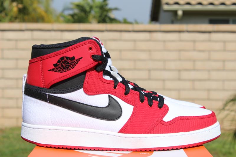 Air Jordan 1 Retro Ko High Bulls 17