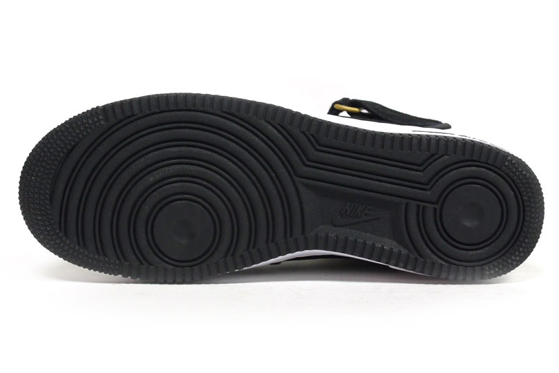 Nike Air Force 1 Mid Black Metallic Gold White 04