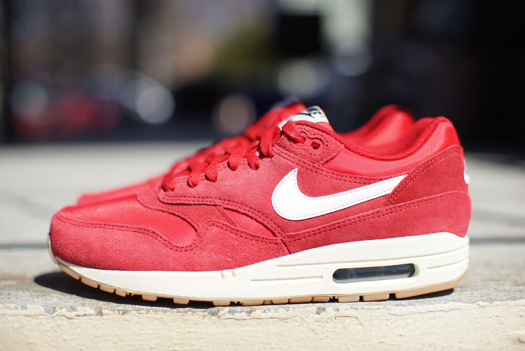 Nike Air Max 1 Gym Red Available 03