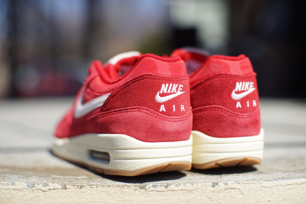 Nike Air Max 1 Gym Red Available 05