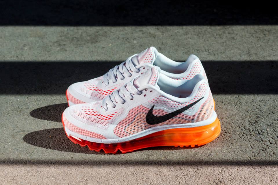 Nike Wmns Air Max 2014 Pure Platinum Laser Crimson Total Orange 03
