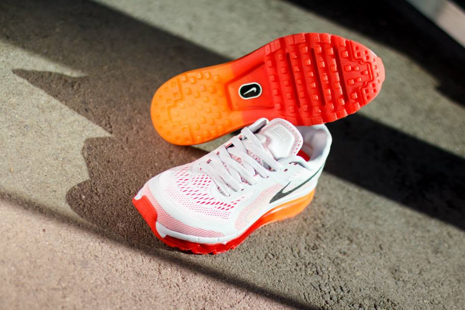 Nike Wmns Air Max 2014 Pure Platinum Laser Crimson Total Orange 04