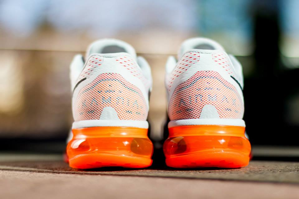 Nike Wmns Air Max 2014 Pure Platinum Laser Crimson Total Orange 06
