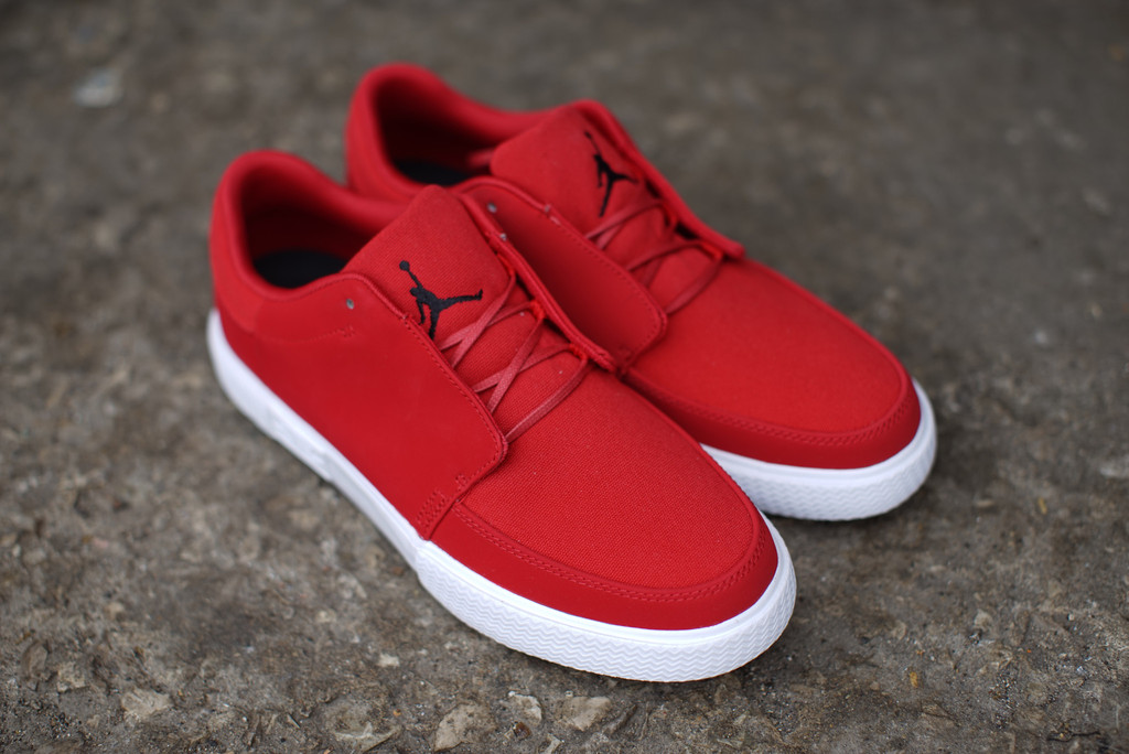 Jordan V.5 Grown Low “Gym Red”