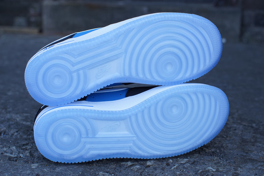 Nike Air Force 1 Low Black Light Photo Blue 04