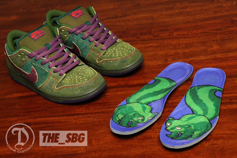 Nike Sb Dunk Low Skunk 8