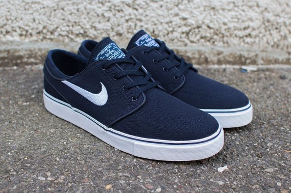 Nike SB Stefan Janoski Canvas – Obsidian – White