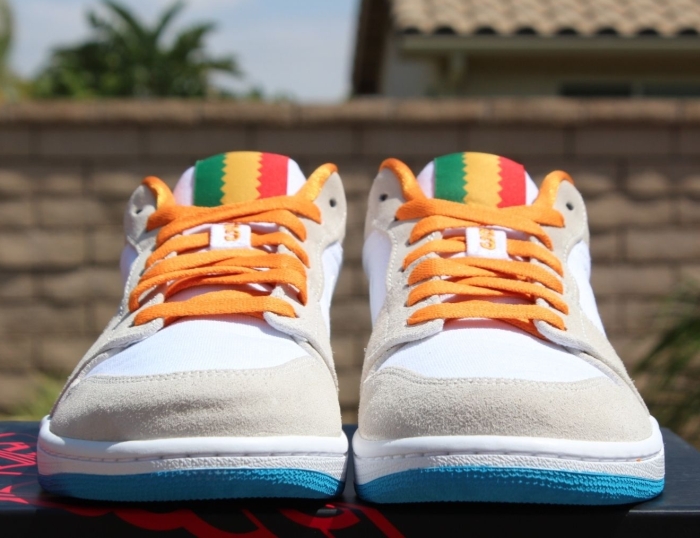 Air Jordan 1 Low City Pack La 10