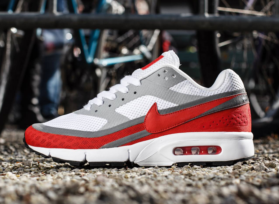 Nike Air Classic BW Breathe – White – Light Crimson – University Red