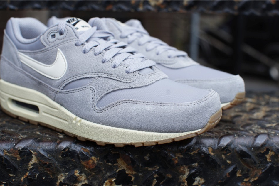 Nike Air Max 1 Essential Matte Silver 05