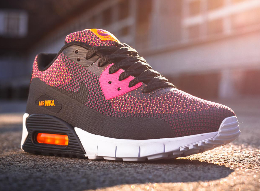 Nike Air Max 90 Jacquard – Bright Magenta – Black – Total Orange