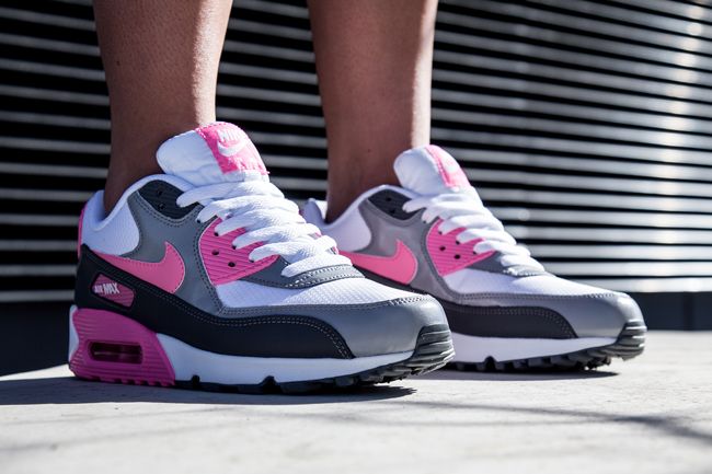 Nike Air Max 90 White Pink Glow Wolf Grey 02